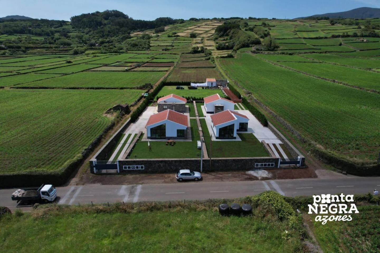Photography House By Pontanegraazores Altares Екстер'єр фото